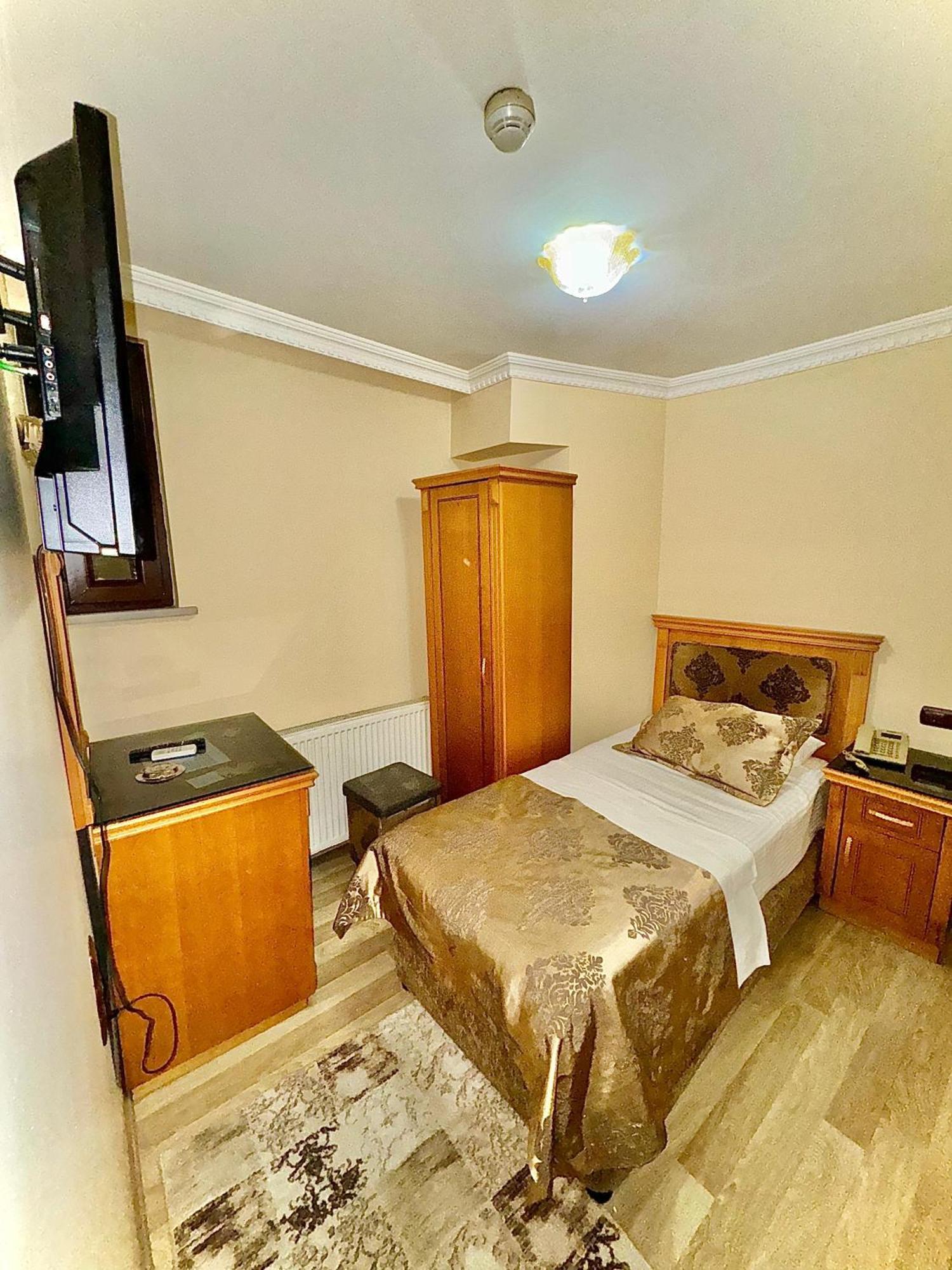 Grand Papirus Hotel Стамбул Экстерьер фото